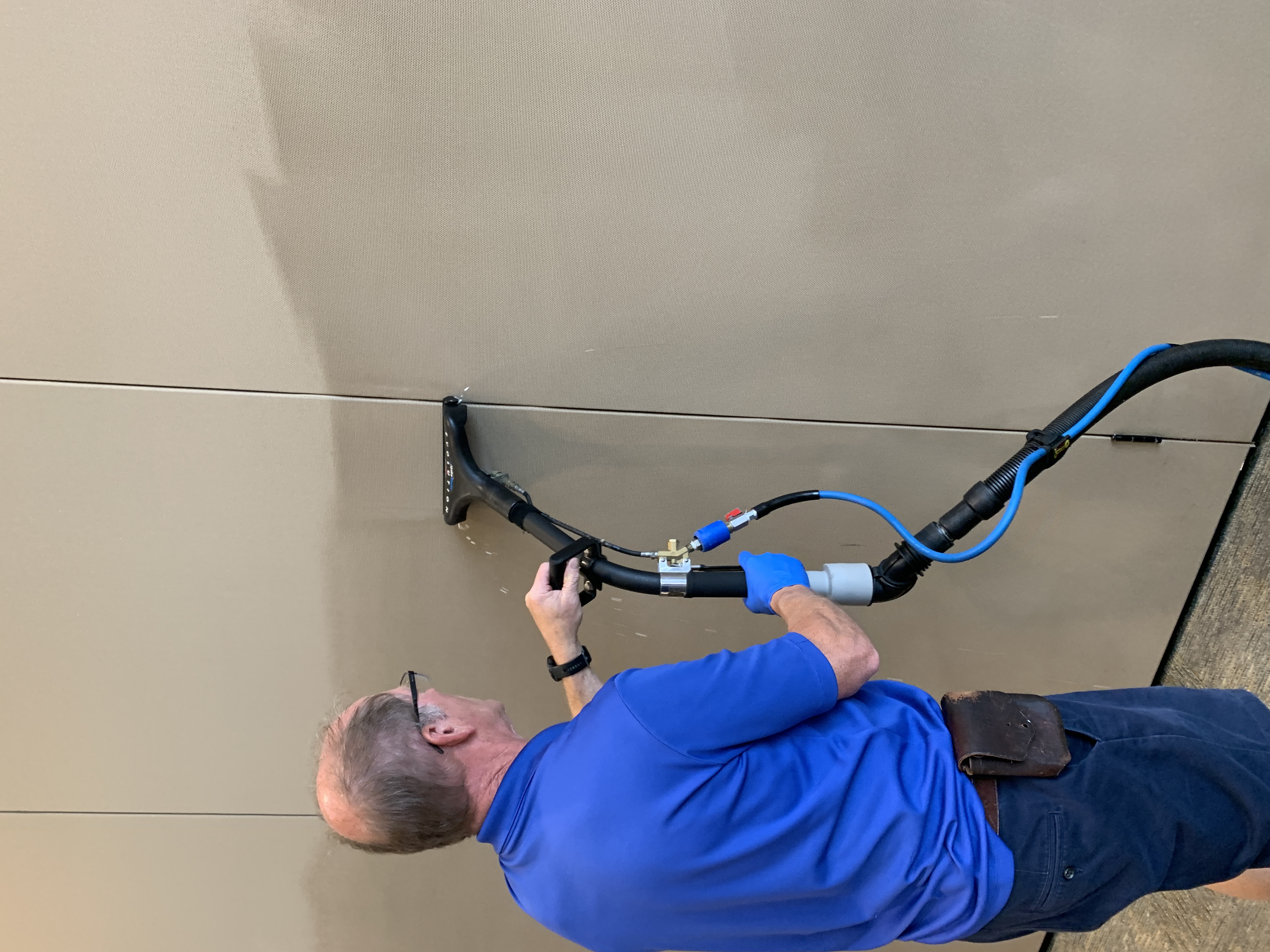 Cubicle & Wall Panel Cleaning — photo 2